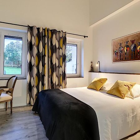 La Ferme De Pham Bed & Breakfast Belberaud Bagian luar foto