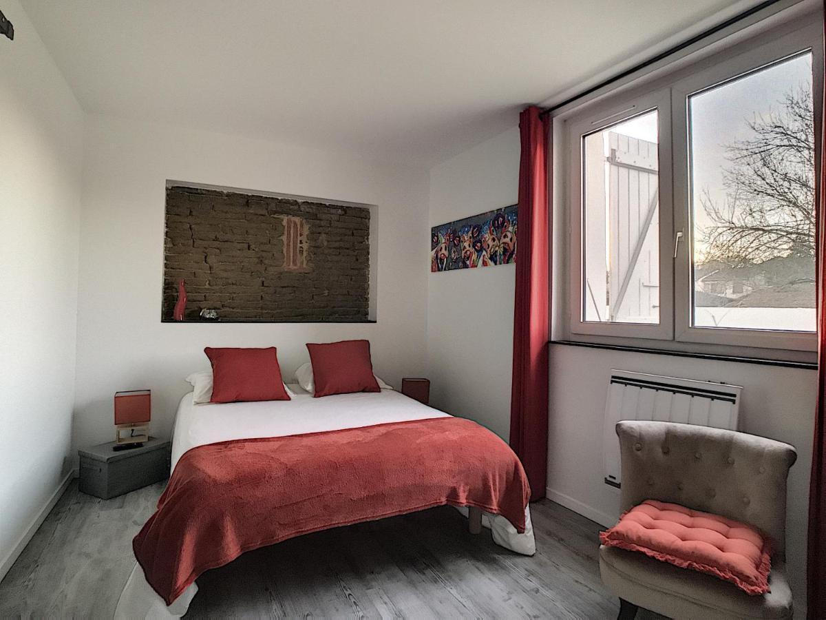 La Ferme De Pham Bed & Breakfast Belberaud Bagian luar foto