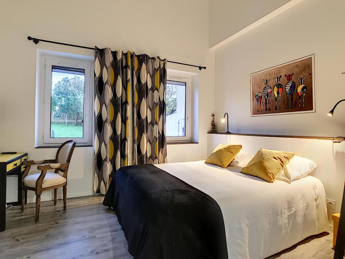La Ferme De Pham Bed & Breakfast Belberaud Bagian luar foto